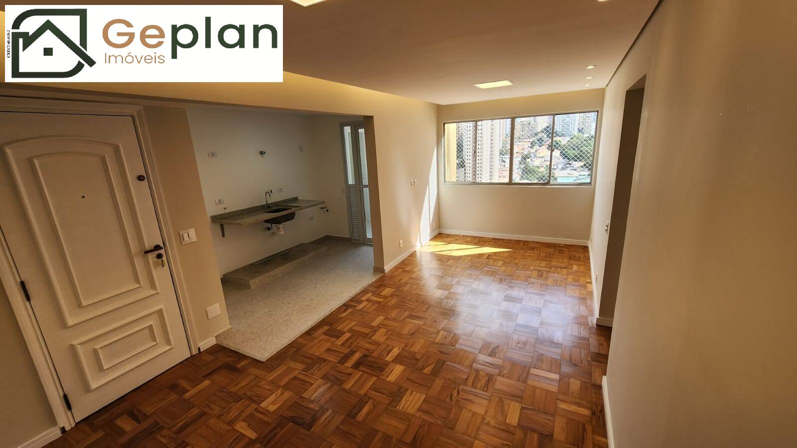 Apartamento à venda com 2 quartos, 67m² - Foto 2