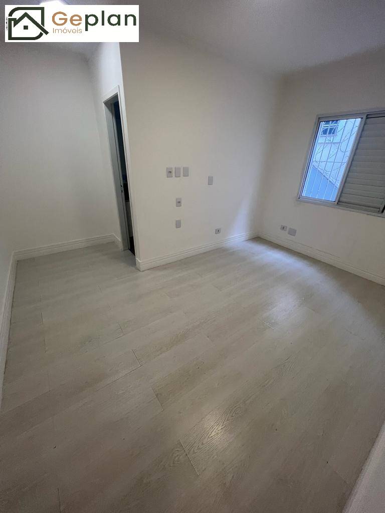 Casa à venda com 3 quartos, 196m² - Foto 4