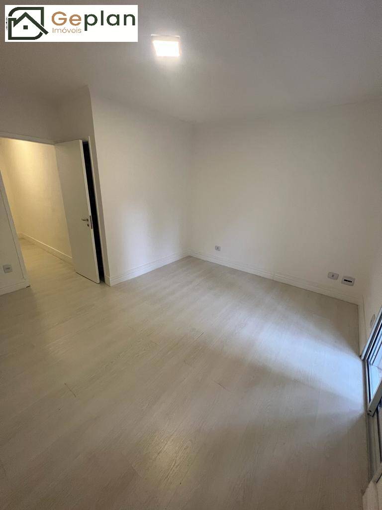 Casa à venda com 3 quartos, 196m² - Foto 12