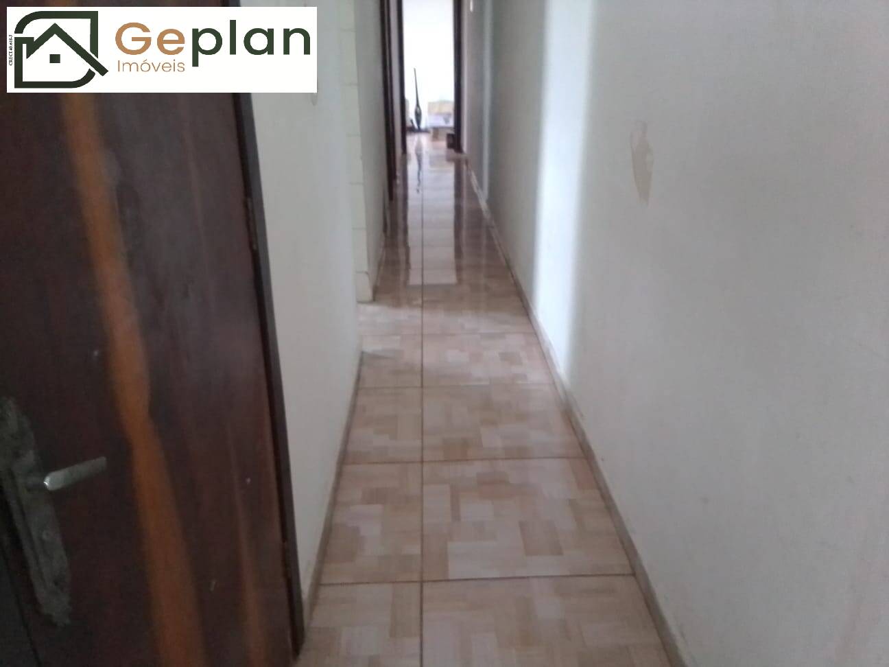 Apartamento à venda com 2 quartos, 70m² - Foto 4