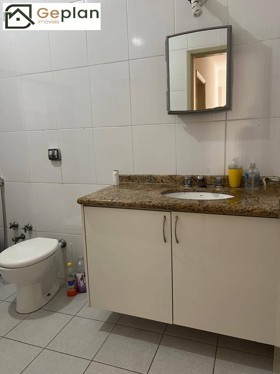 Apartamento para alugar com 3 quartos, 85m² - Foto 10