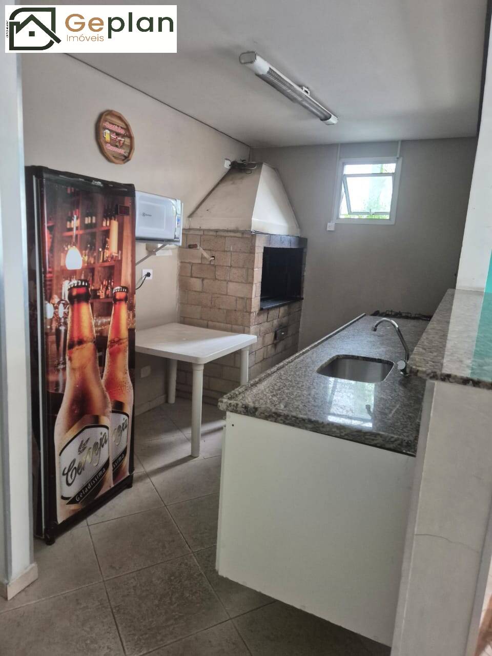 Apartamento para alugar com 2 quartos, 65m² - Foto 32