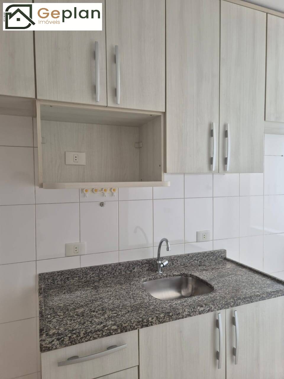 Apartamento para alugar com 2 quartos, 65m² - Foto 19