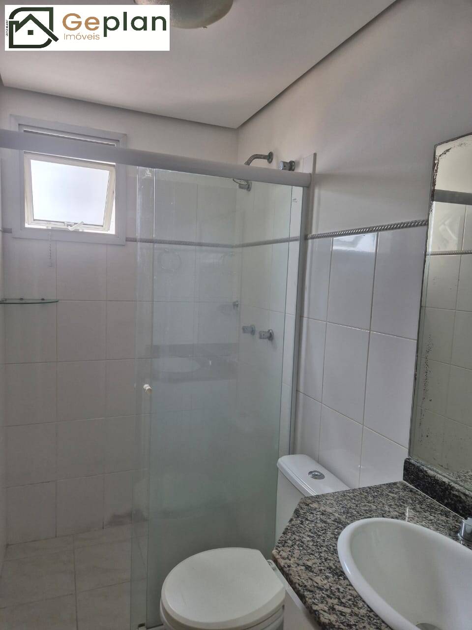 Apartamento para alugar com 2 quartos, 65m² - Foto 12