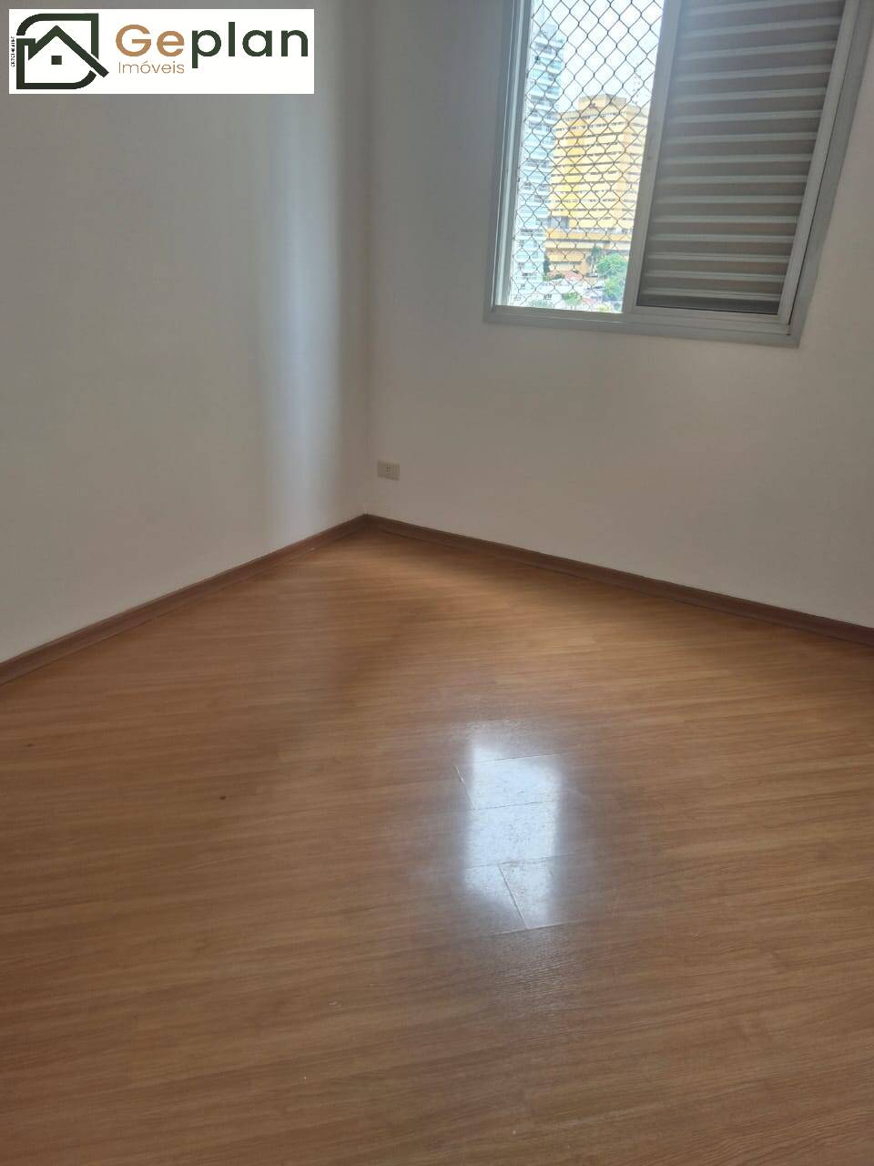 Apartamento para alugar com 2 quartos, 65m² - Foto 9