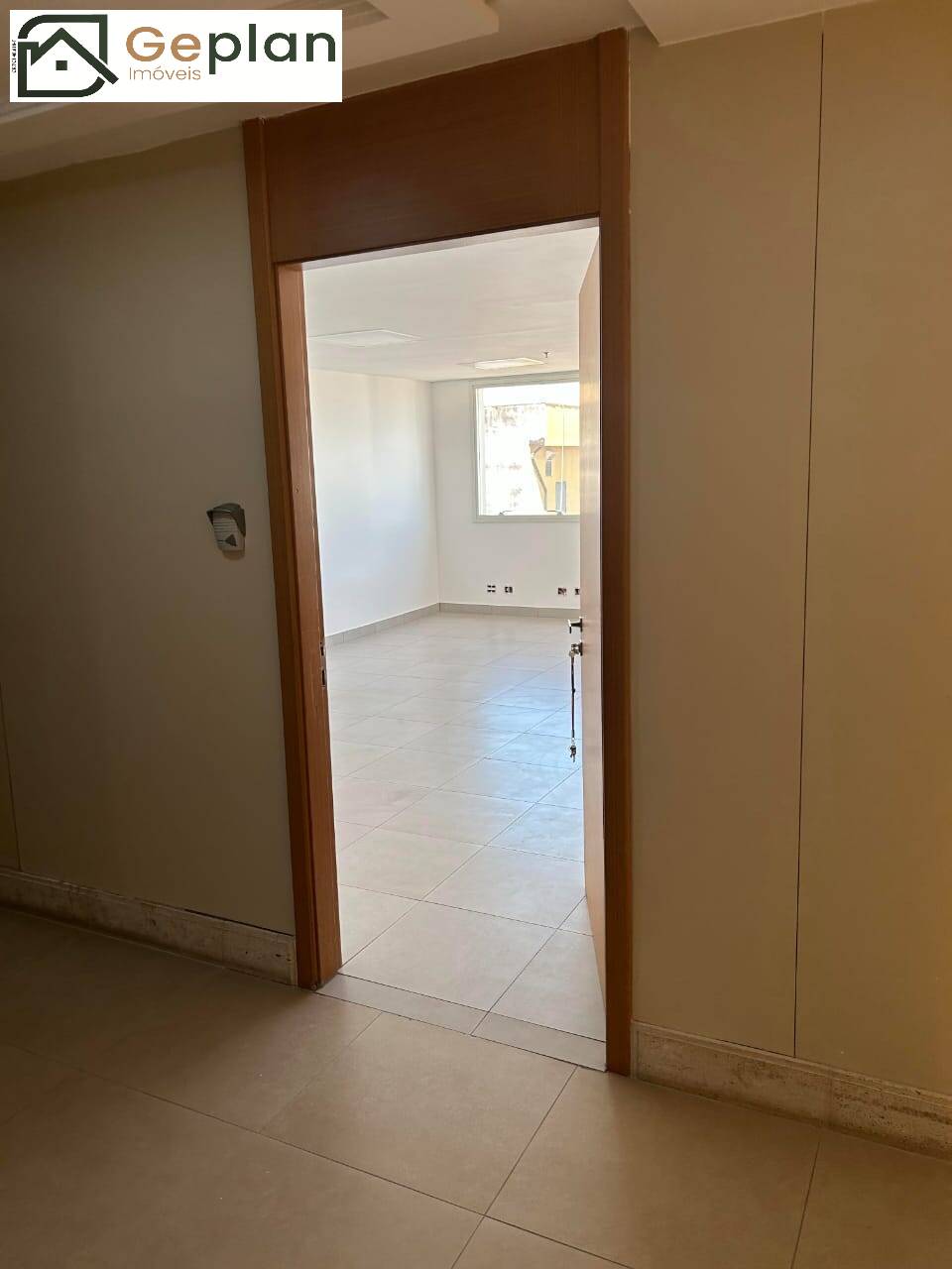 Conjunto Comercial-Sala à venda e aluguel, 77m² - Foto 12