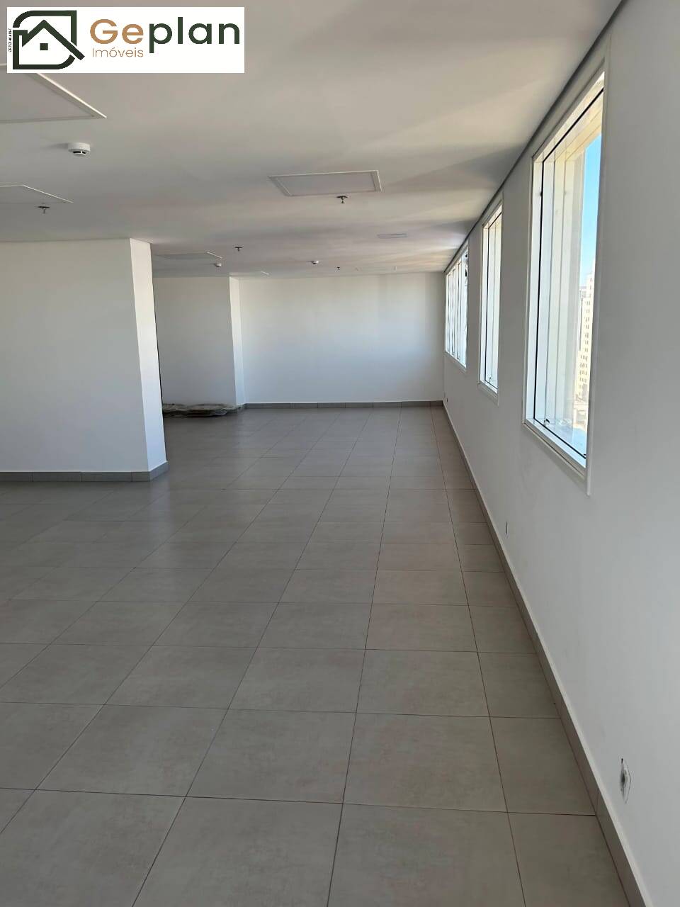 Conjunto Comercial-Sala à venda e aluguel, 77m² - Foto 11