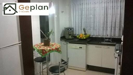 Apartamento à venda e aluguel com 3 quartos, 141m² - Foto 9